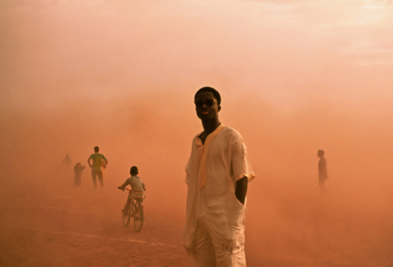 le_terrain_rouge_paloma_pineda_01