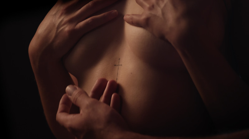 nebougepas_still-2